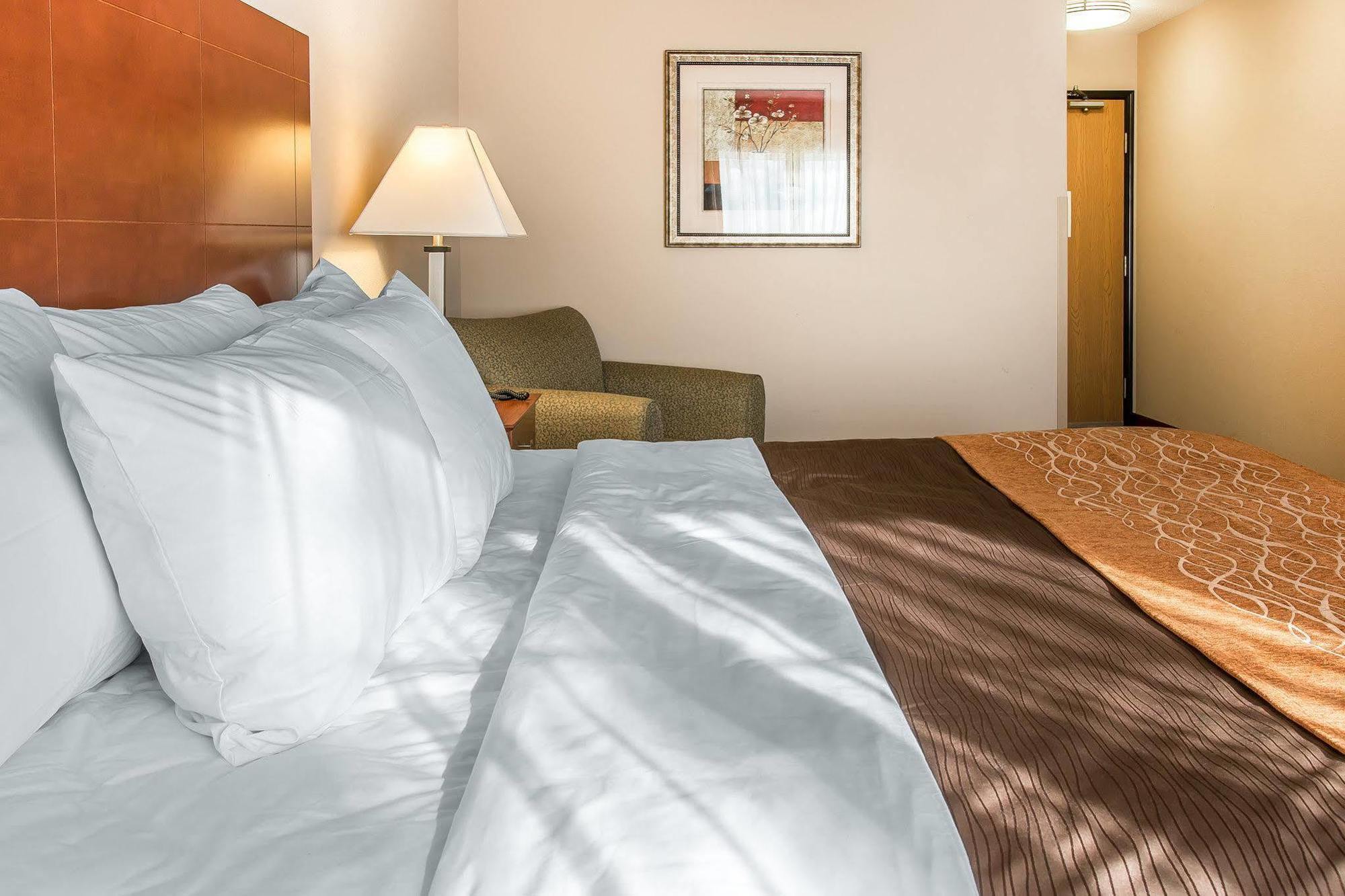 Quality Inn Near Interstate I94 Нью-Буффало Экстерьер фото